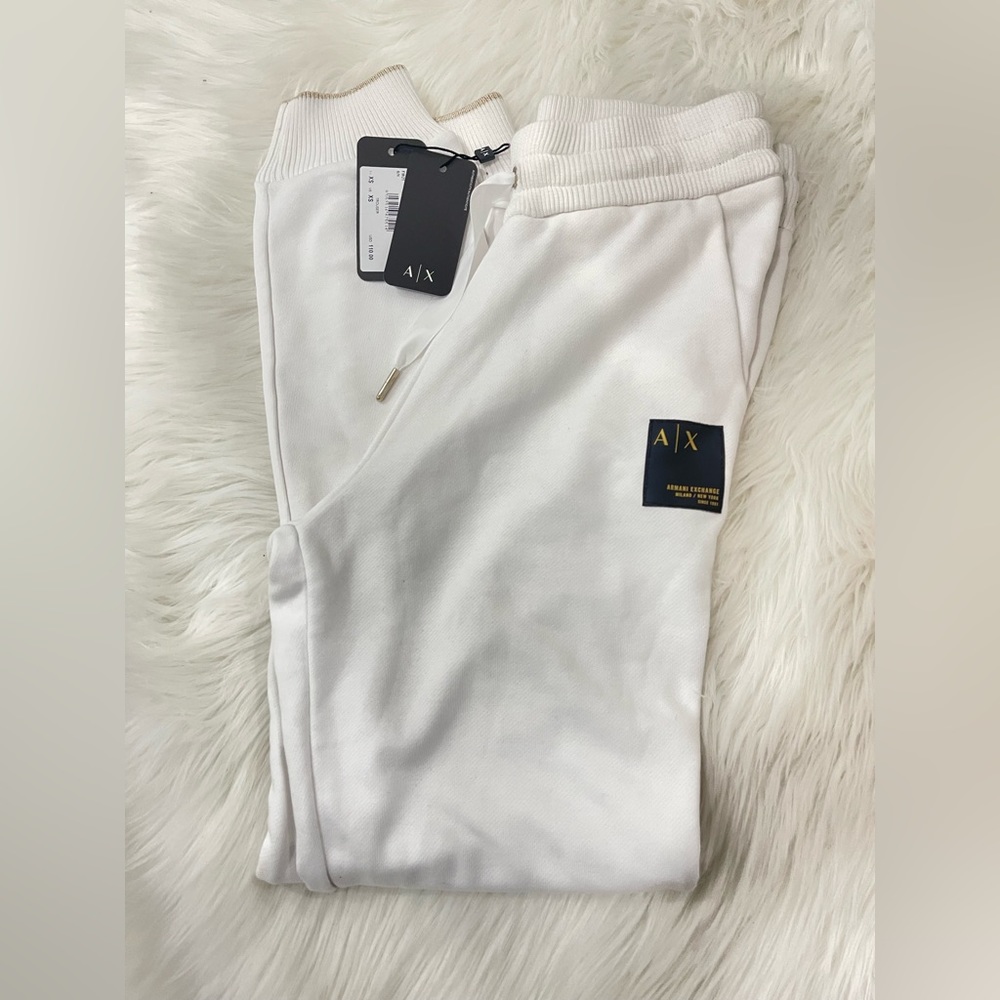 SOLD🔴White armani Exchange xs women teen pants seeats joggers with gold trim